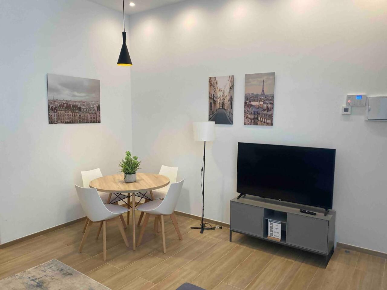 San Jose C Apartment *